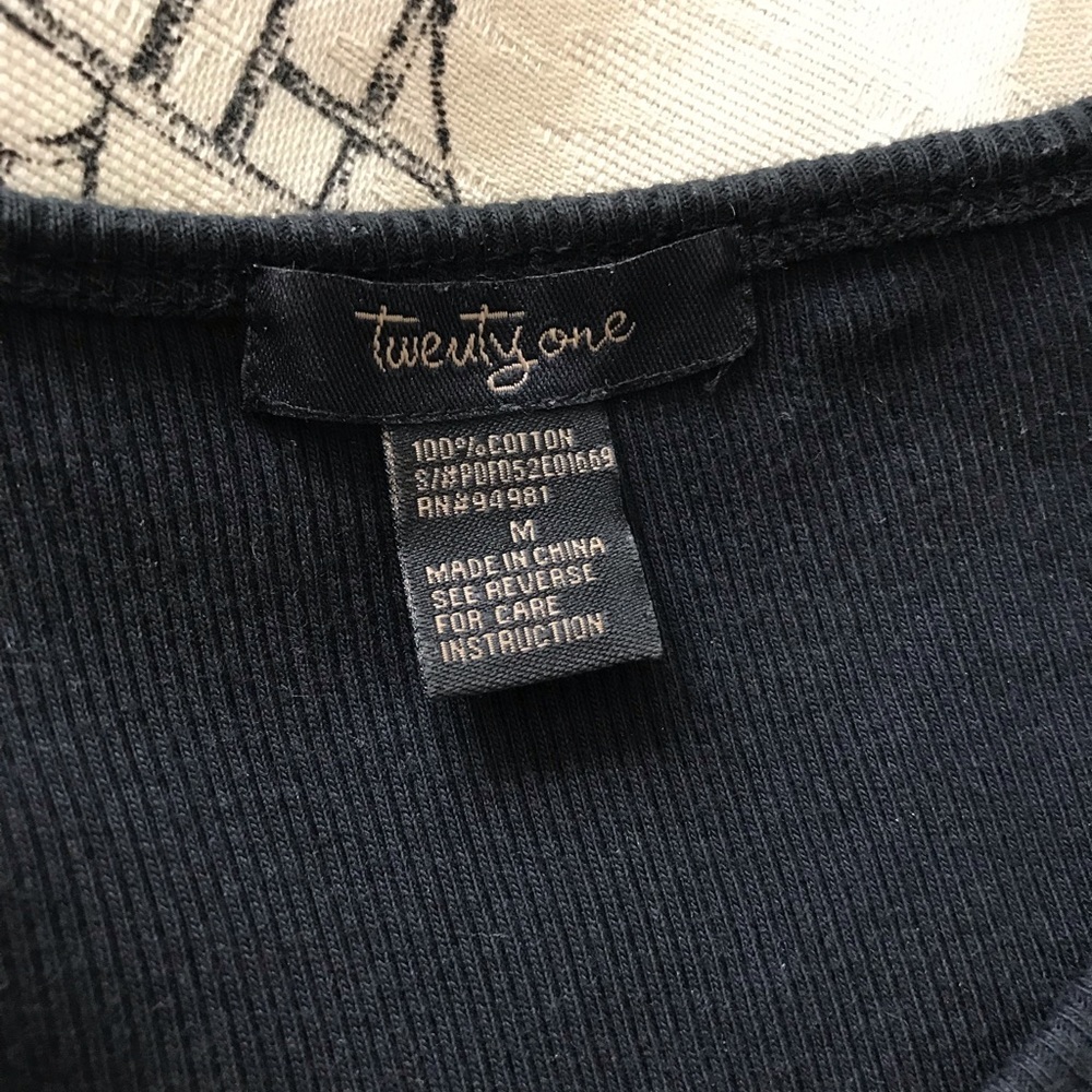 Rhinestone Tee - Picture 3 of 3